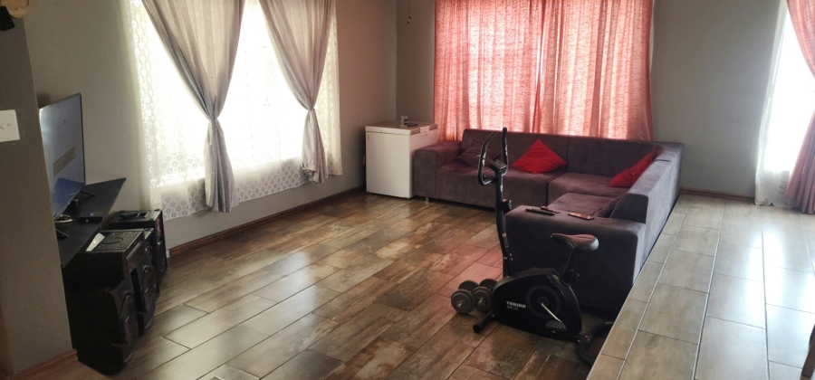 To Let 3 Bedroom Property for Rent in Bay View Western Cape